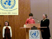 Az európai fogalmazási verseny győzteseit – Magyarország, Csehország és Ausztria három fiatalját – az Egyesült Nemzetek Szervezetének genfi székházában ismerték el.